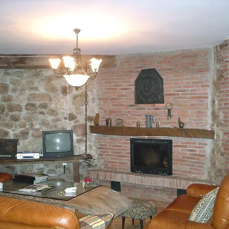 Casa De Aldea La Casona De Los Valles 3*