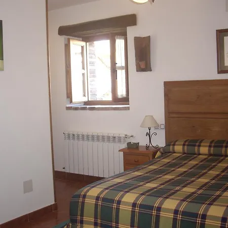 Casa De Aldea La Casona De Los Valles فندق أونيس