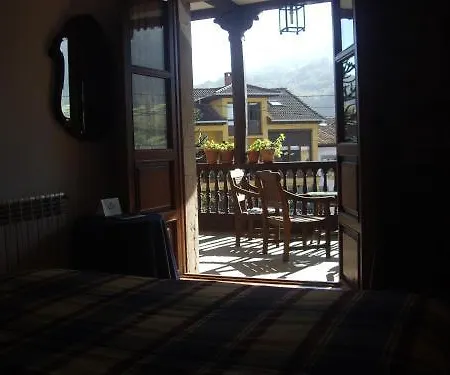 Casa De Aldea La Casona De Los Valles