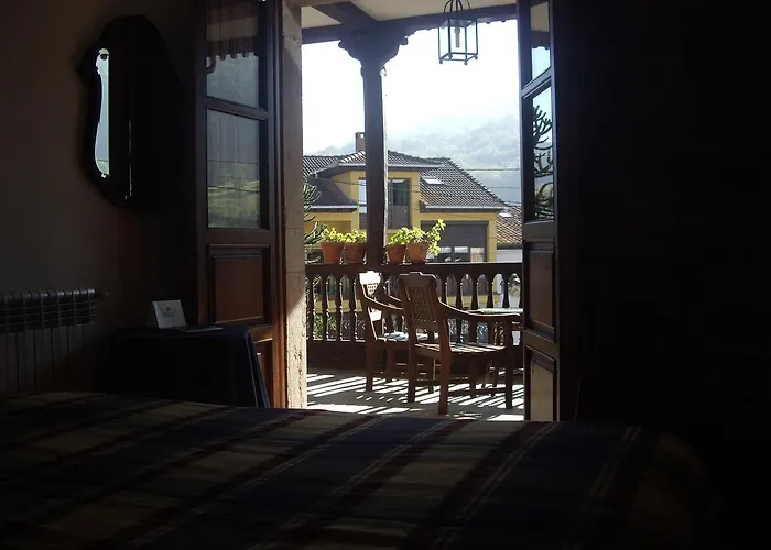 Hotel Casa De Aldea La Casona De Los Valles 3*